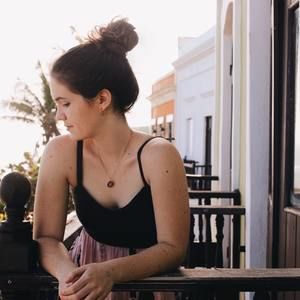 Meet your Posher, Evalise